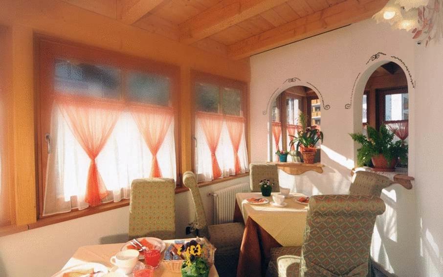 Residence Garni Il Giglio Коммеццадура Экстерьер фото