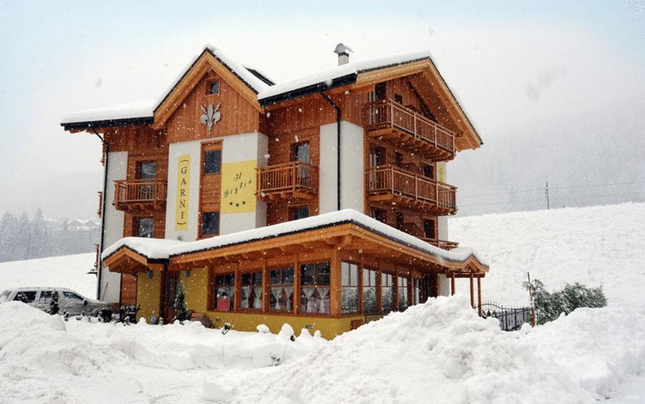Residence Garni Il Giglio Коммеццадура Экстерьер фото