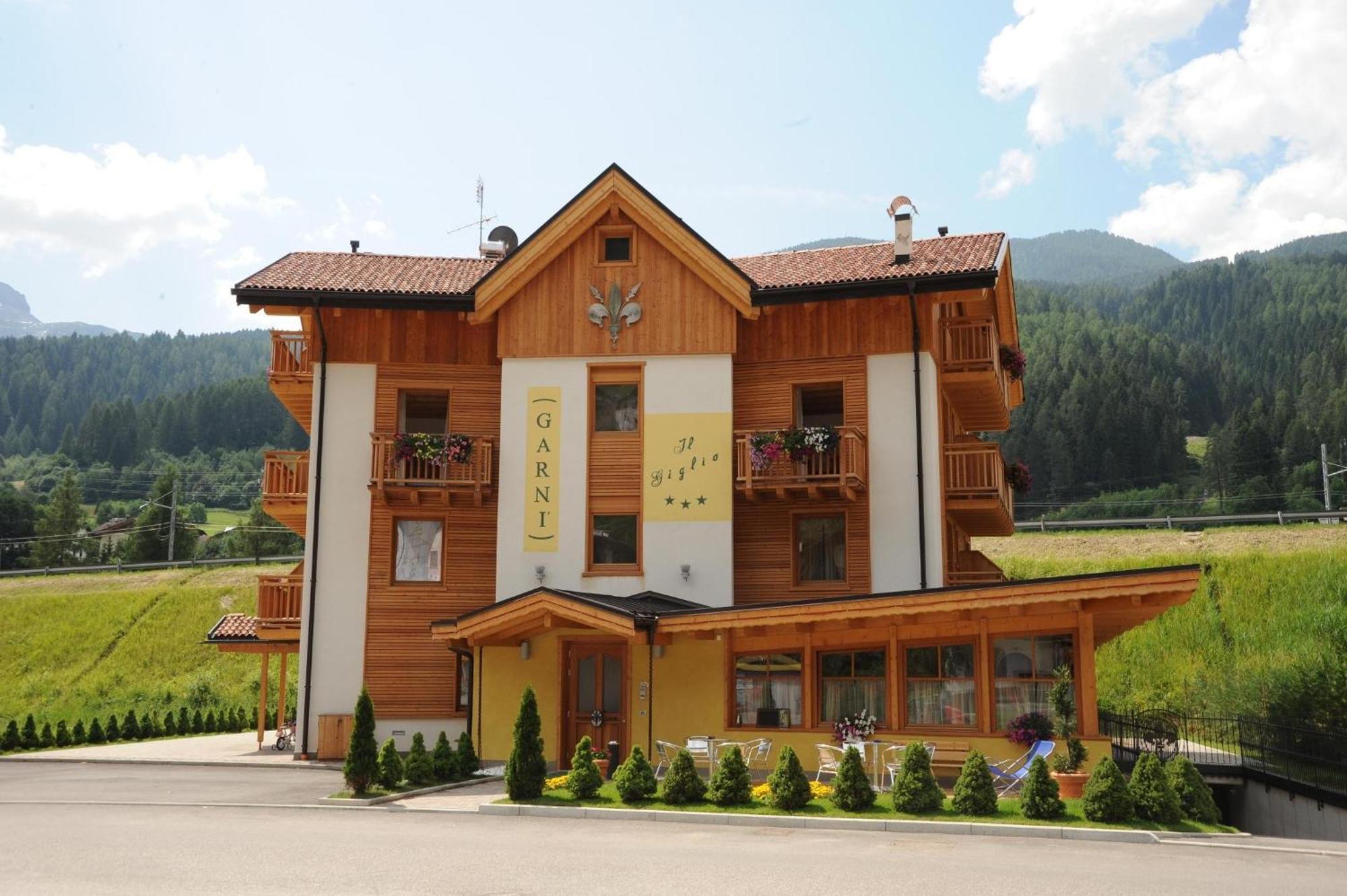 Residence Garni Il Giglio Коммеццадура Экстерьер фото
