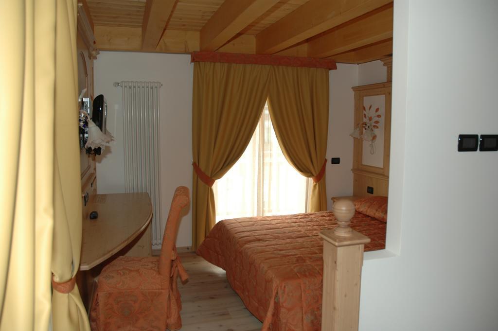 Residence Garni Il Giglio Коммеццадура Экстерьер фото